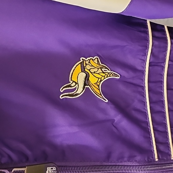 Vintage Vikings Jacket - Picture 4 of 7